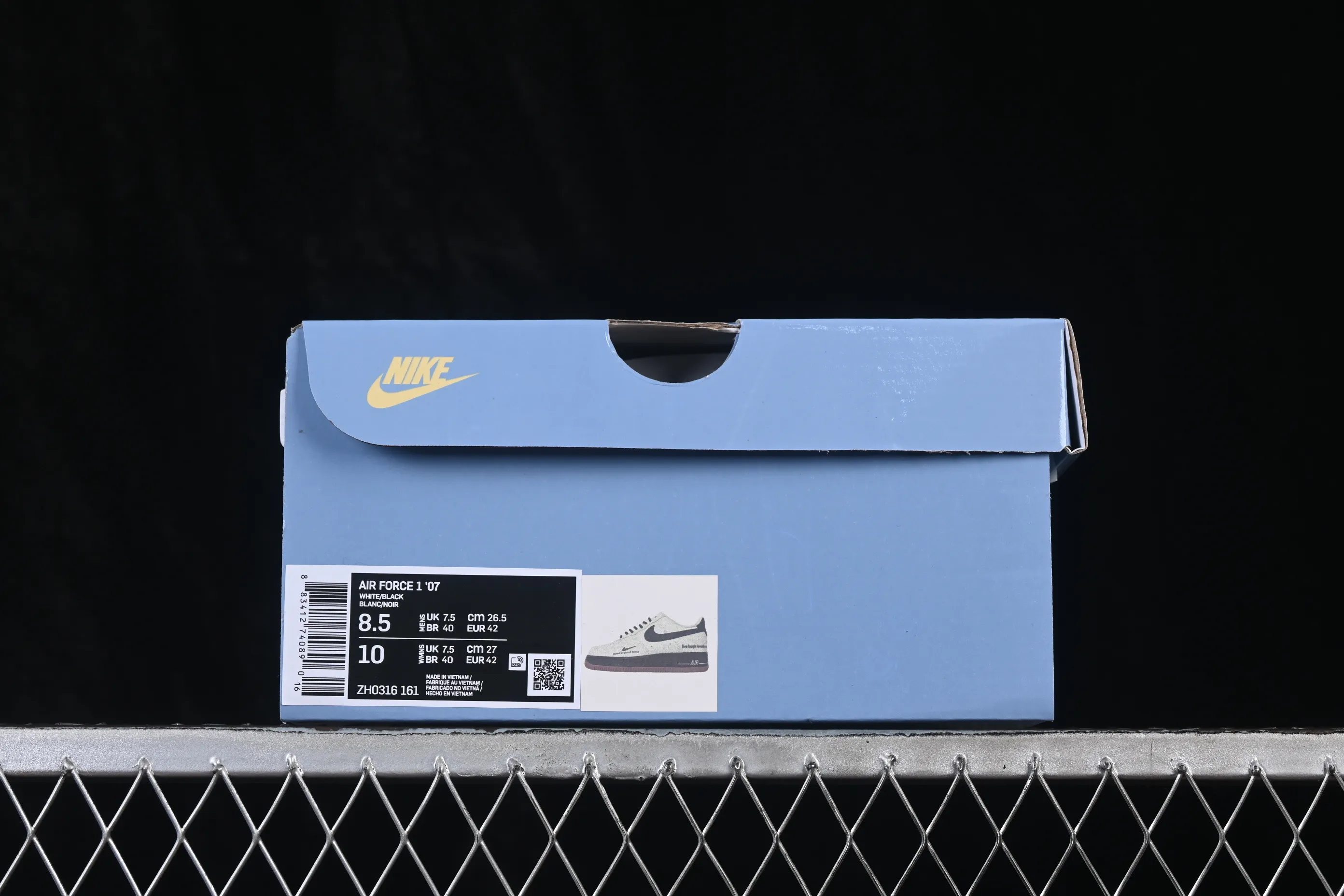 All categories Nk Air Force 1 Air Force series Nk Air Force 1 Low Air Force low-top Nike Air Force 1'07 Low Two-dimensional theme Classic black and white contrast Air Force 1 low-top casual sneakers ZH0316-161